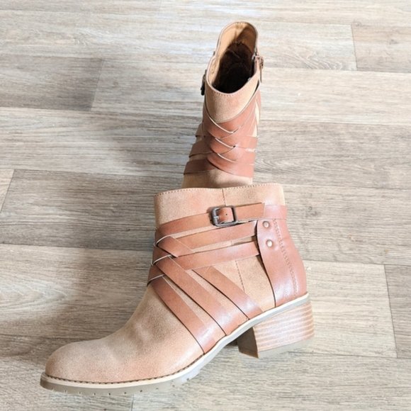 SOFFT Merced Dark Tan and Brown Neutral Strappy Bootie Ankle Boots Size 6.5 - Picture 3 of 7